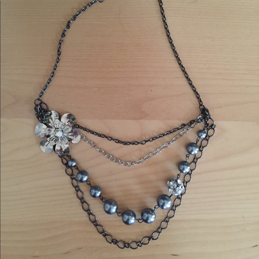 Adjustable statement necklace - Picture 2 of 2